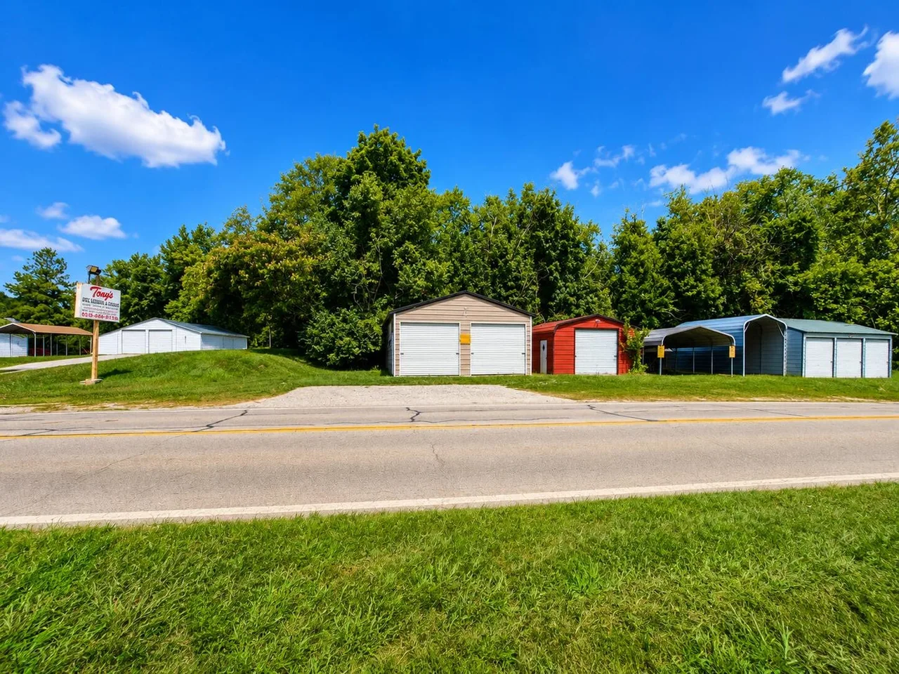 Road frontage at 1801 Winchester Road in Mt. Sterling